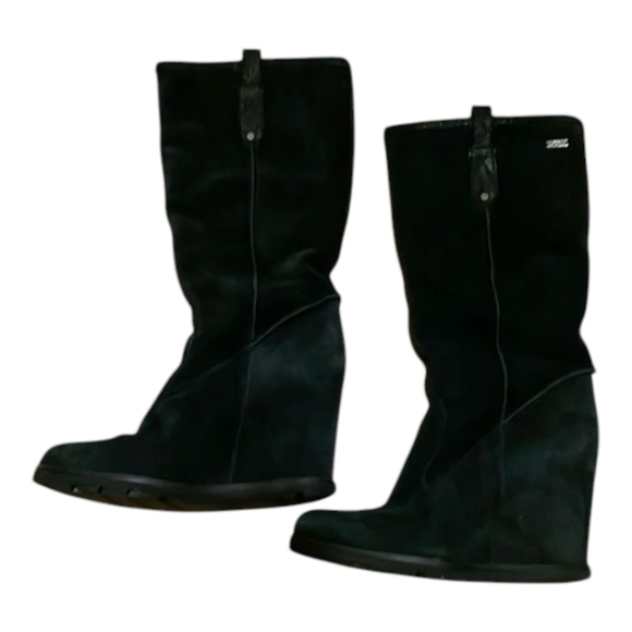 UGG Soleil Wedge Heeled Boots Size 8 Black Y2K Suede Leather‎ - Picture 1 of 6